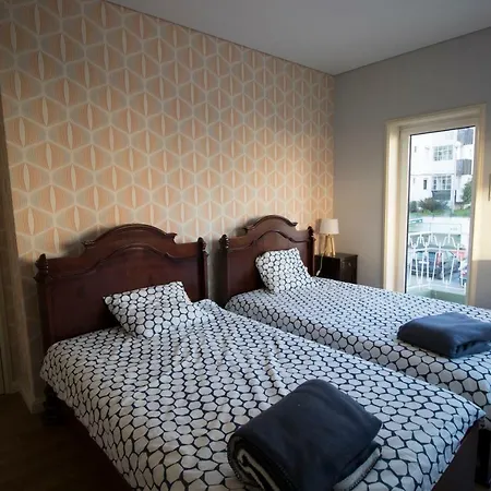 Alloggio in famiglia 70s House By Capicua Braga